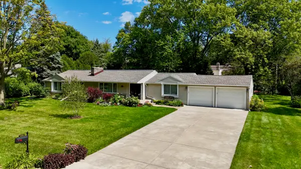 8920 N Greenvale Rd, Bayside, WI 53217