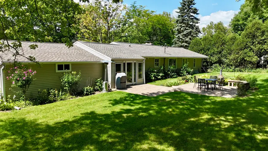 8920 N Greenvale Rd, Bayside, WI 53217 - #2