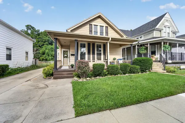 1526 Wisconsin Ave, Racine, WI 53403