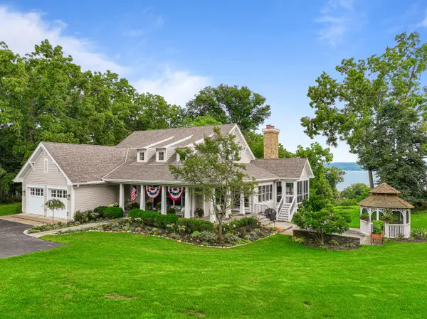 N2004 N Lake Shore Dr, Walworth, WI 53125