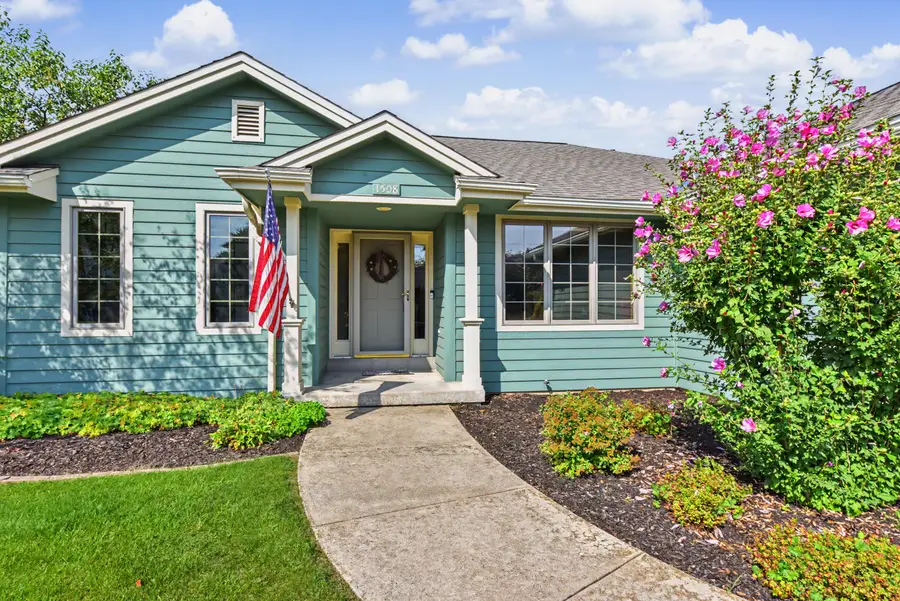 1508 Mackenzie Ln, Oconomowoc, WI 53066 - #2