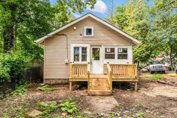 7910 305th Ave, Salem Lakes, WI 53168