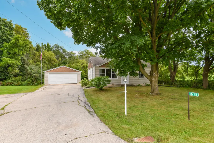 8725 Racine Ave, Wind Lake, WI 53185 - #3