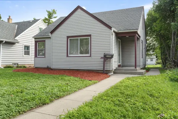 4366 N 67th St, Milwaukee, WI 53216