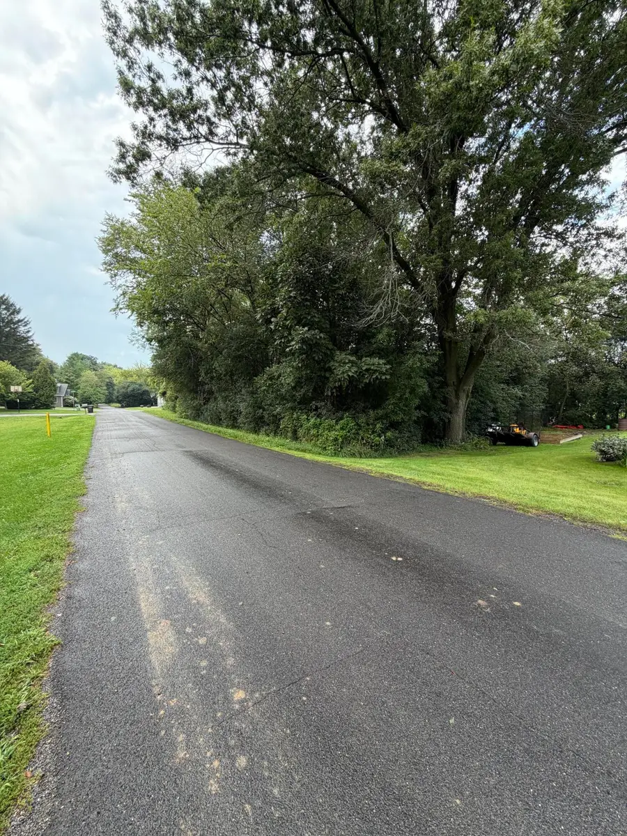 GLW00017 Kenosha Dr, Elkhorn, WI 53121 - #2