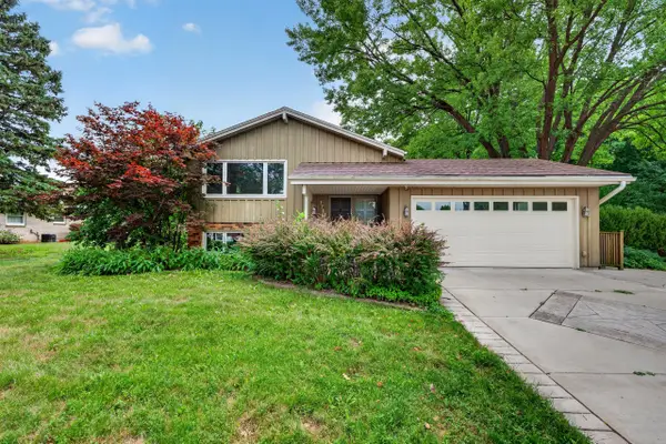 1711 W Clayton Crest Ave, Milwaukee, WI 53221