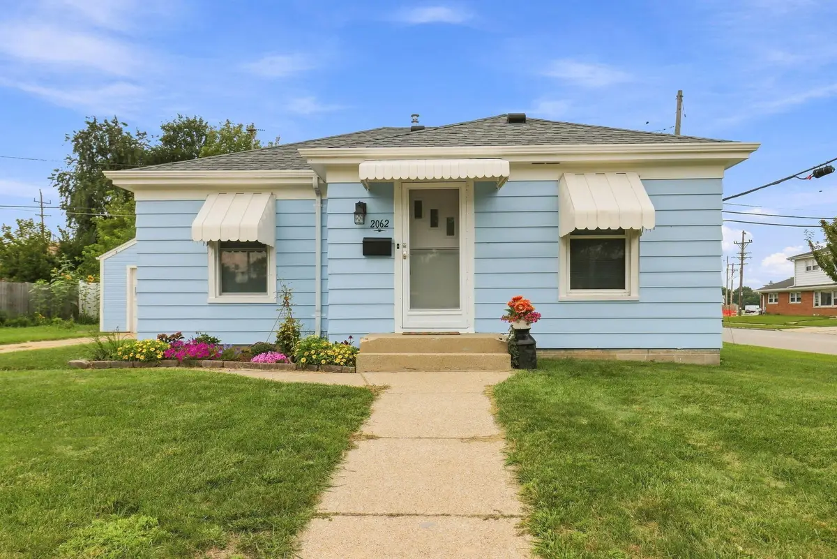 2062 Shoop St, Racine, WI 53404 - #1