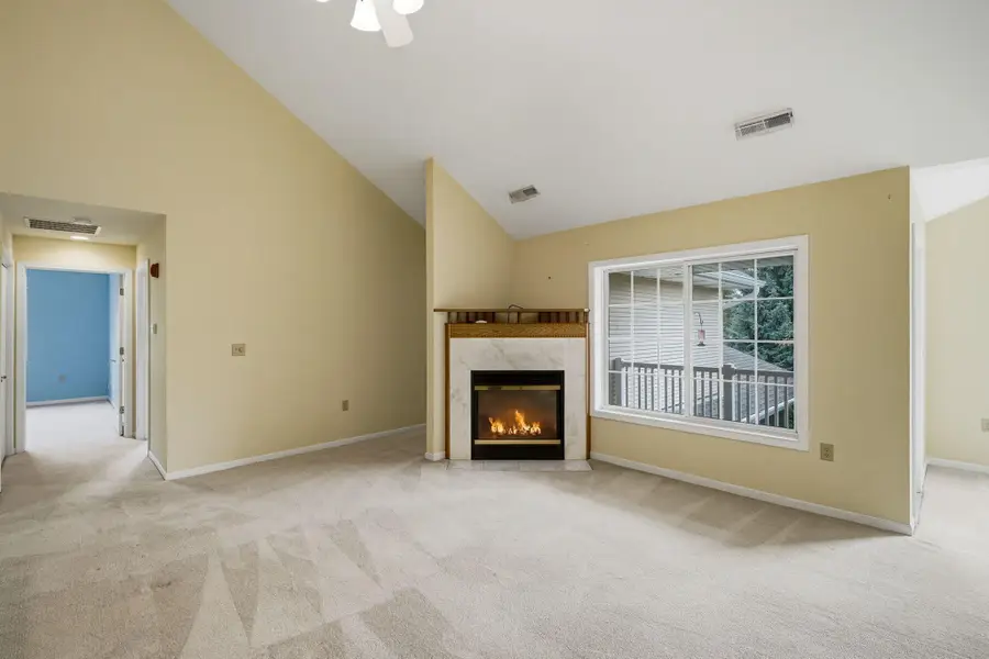 W398 N6054 Autumn Woods Dr, Oconomowoc, WI 53066 - #3