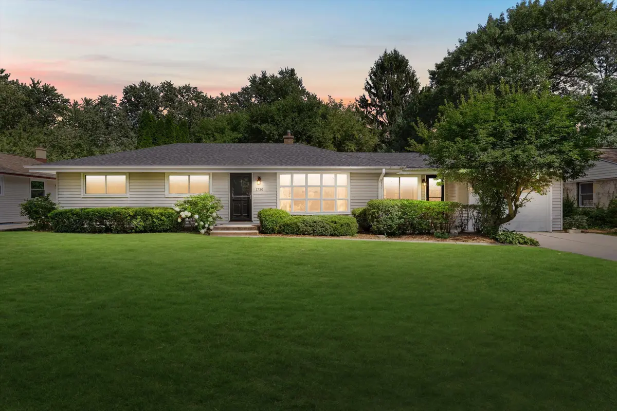1730 N 118th St, Wauwatosa, WI 53226 - #1