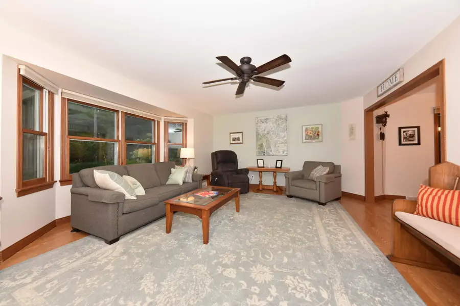 N64W30881 Cindy Ct, Hartland, WI 53029 - #2