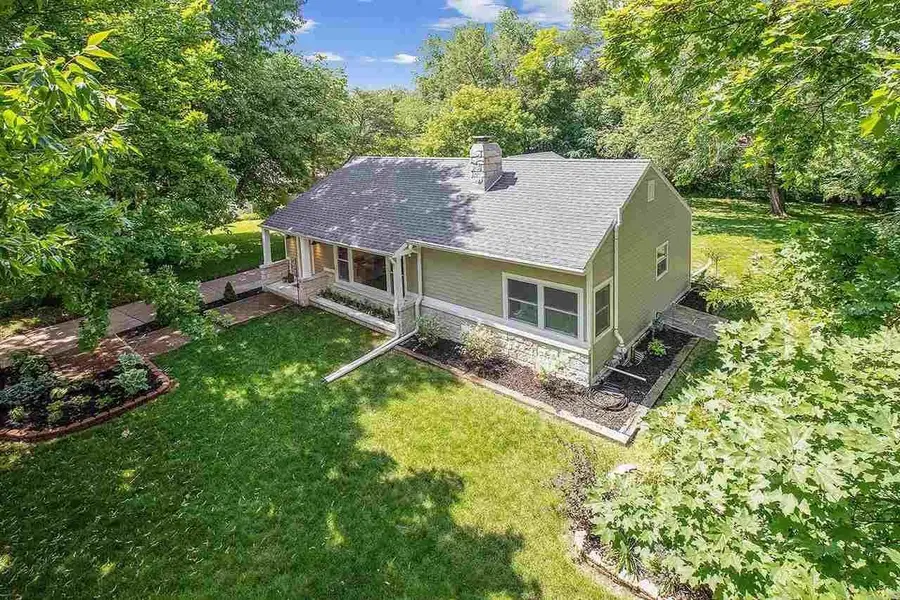 7125 N Longacre Rd, Fox Point, WI 53217 - #3
