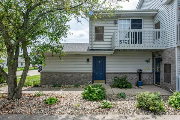 3511 85th St, Kenosha, WI 53142