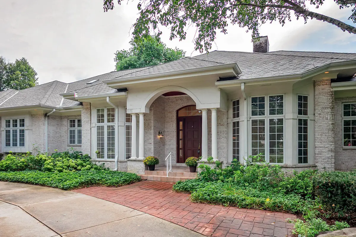 14425 Westover Rd, Elm Grove, WI 53122 - #1