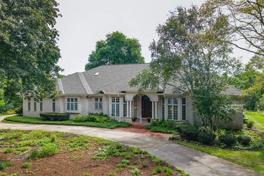 14425 Westover Rd, Elm Grove, WI 53122 - #2