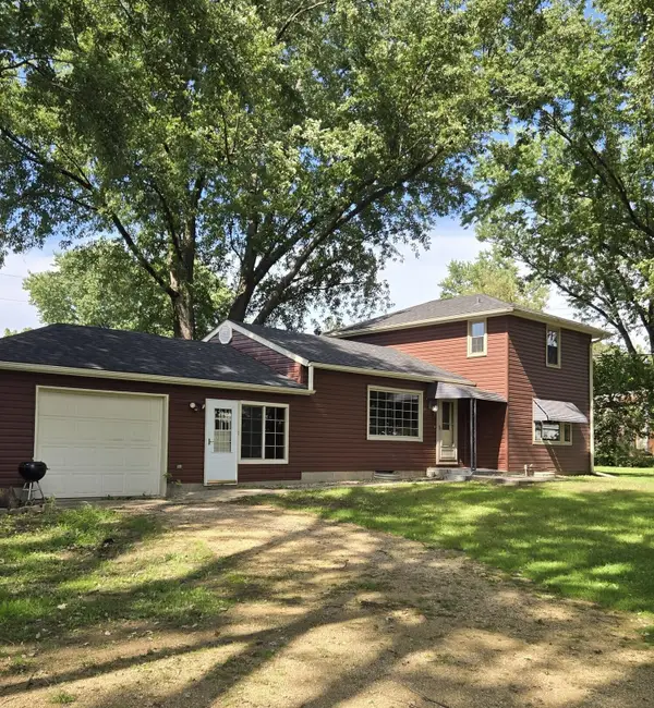 6502 Mound Rd, Delavan, WI 53115