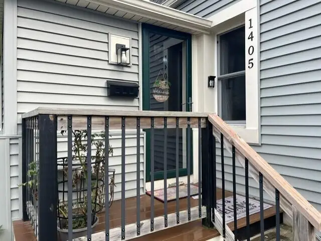 1405 Elder St, Waukesha, WI 53188 - #2