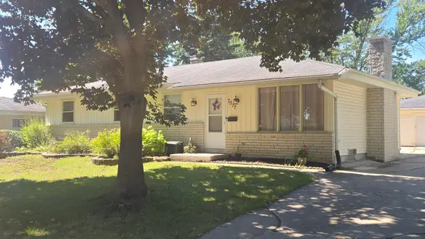 7017 N 85th St, Milwaukee, WI 53224
