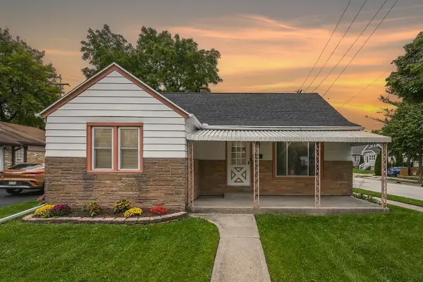 1603 S 92nd St, West Allis, WI 53214