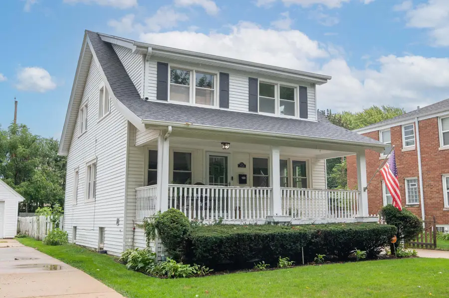 2924 N 74th St, Milwaukee, WI 53210 - #3