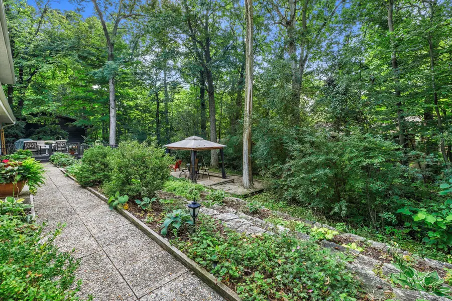 5003 Bluebird Ln, Caledonia, WI 53406 - #2