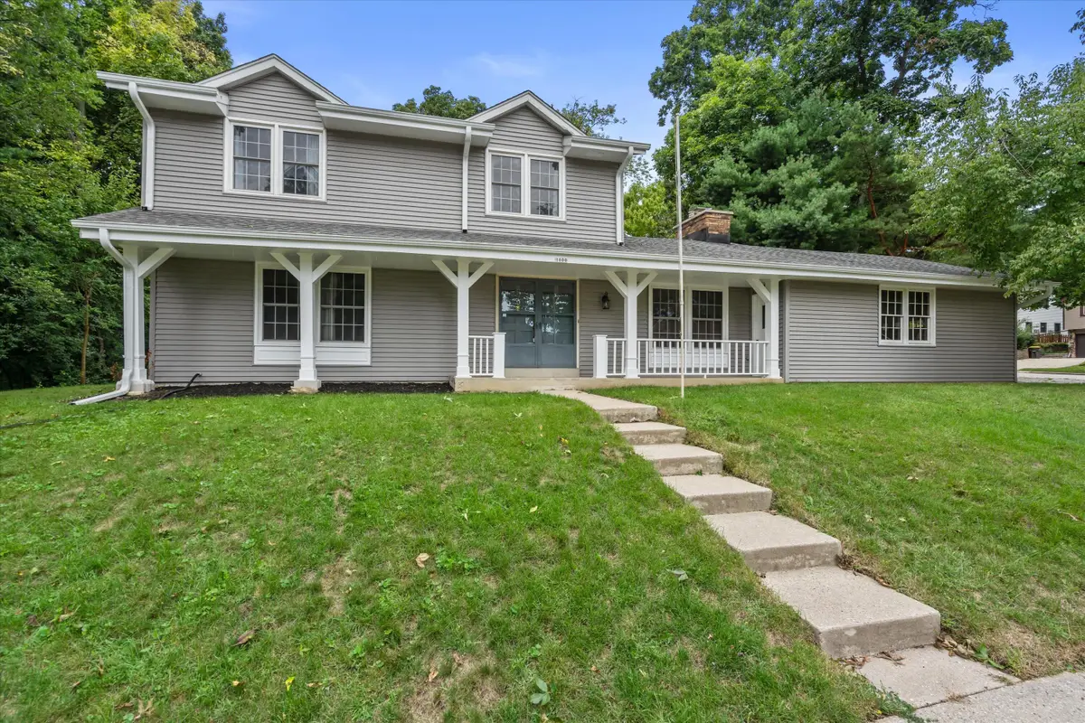 1600 Michael Dr, Waukesha, WI 53189 - #1