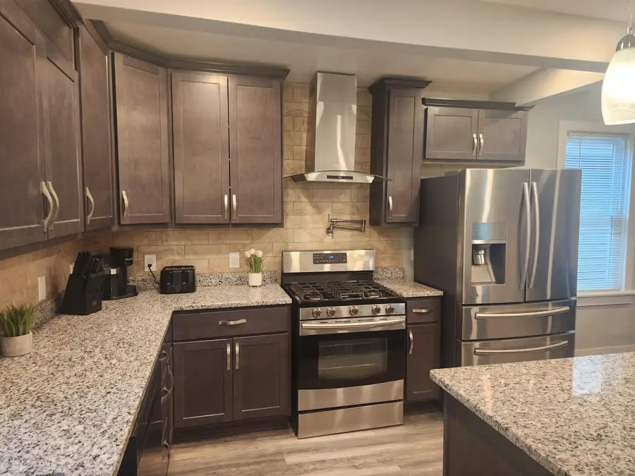 2540 N Booth St, Milwaukee, WI 53212 - #2