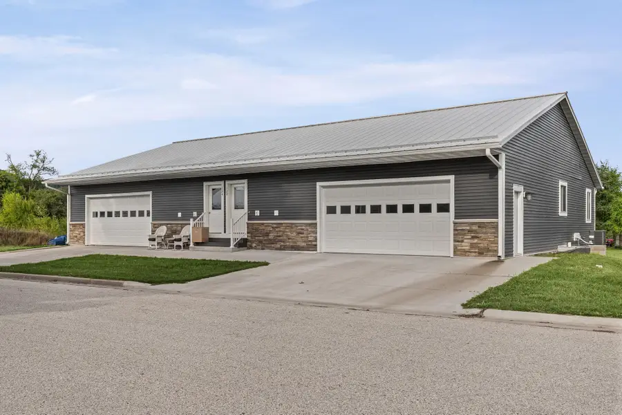 124-128 Easy St, Stoddard, WI 54658 - #2