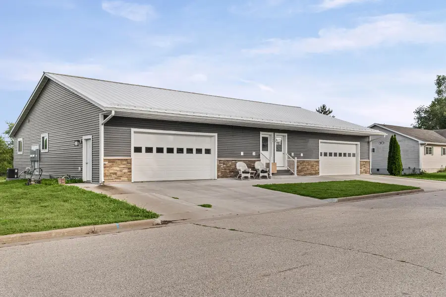 124-128 Easy St, Stoddard, WI 54658 - #3