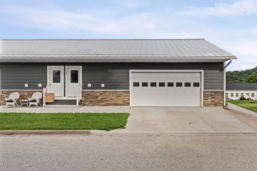 128 Easy St, Stoddard, WI 54658 - #2
