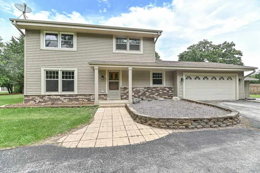 S71W13222 Tess Corners Dr, Muskego, WI 53150 - #2