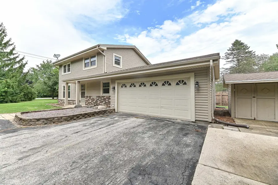 S71W13222 Tess Corners Dr, Muskego, WI 53150 - #3