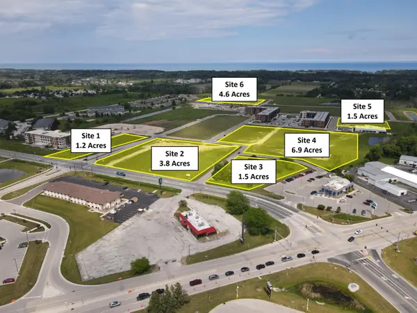 3727 Jolliet Trl, Sheboygan, WI 53083