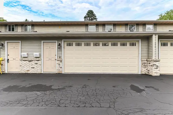 314 S Jefferson St, Waterford, WI 53185