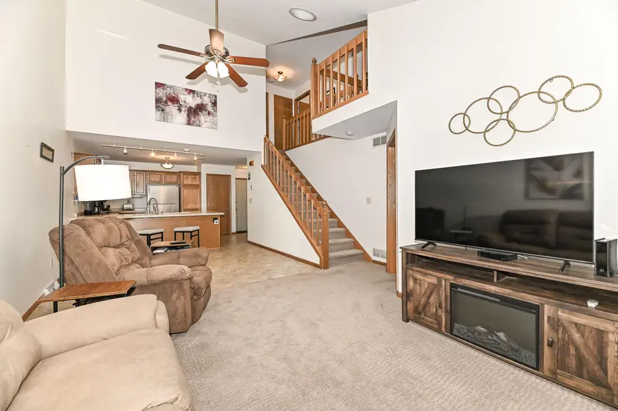 314 S Jefferson St, Waterford, WI 53185 - #2