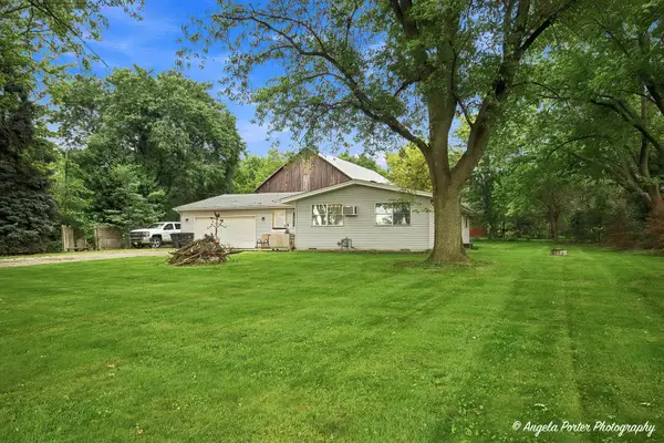11811 304th Ave, Salem Lakes, WI 53179