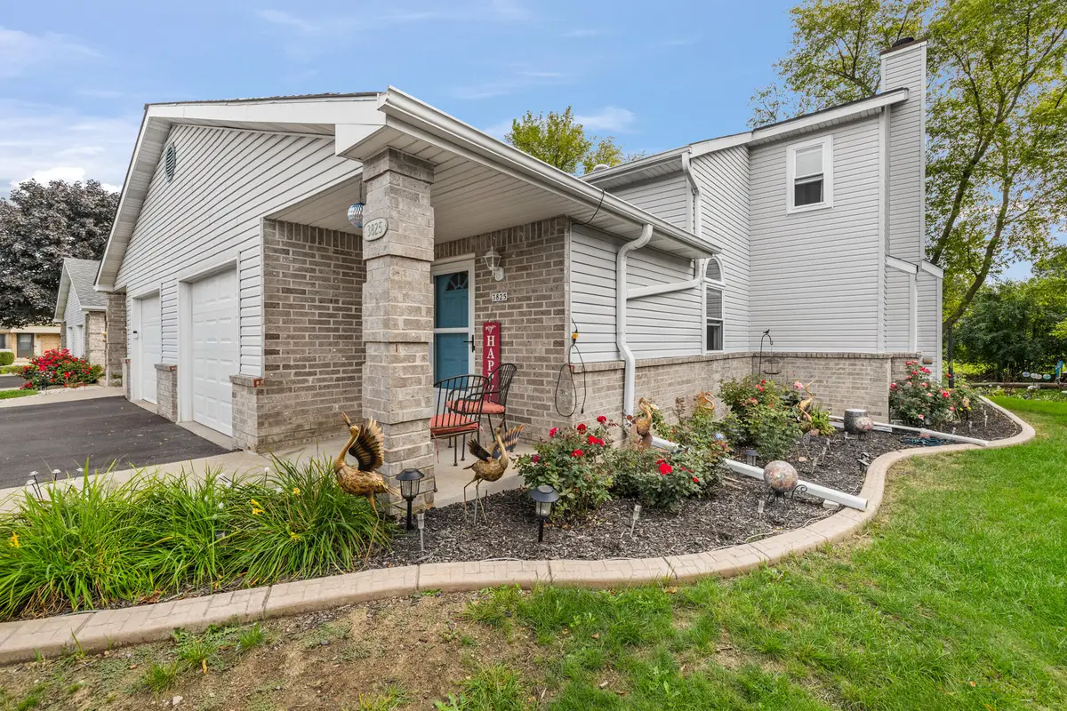 3825 W College Ave, Milwaukee, WI 53221 - #1