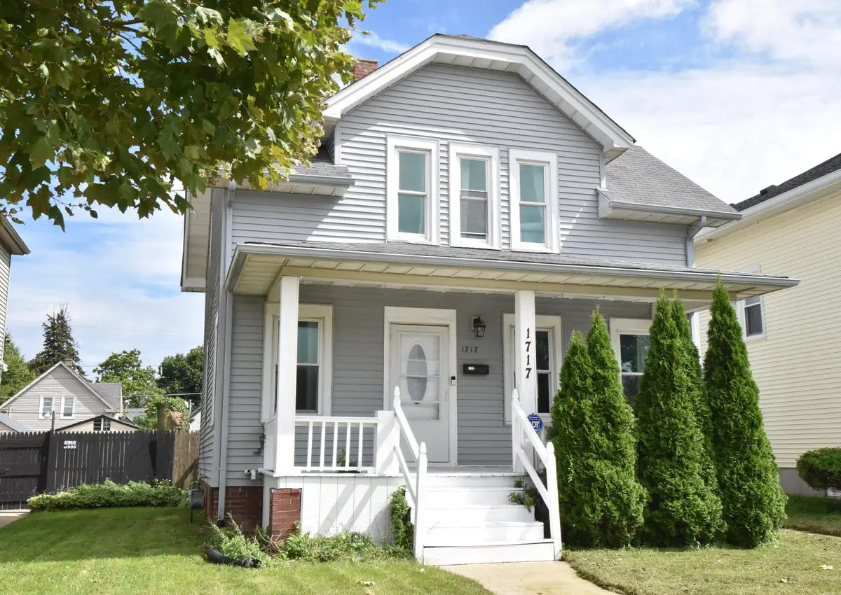 1717 Grange Ave, Racine, WI 53405 - #1