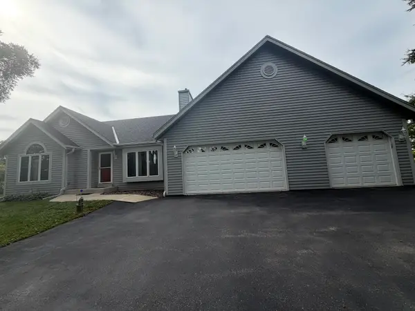 2135 Sherman Rd, Jackson, WI 53037