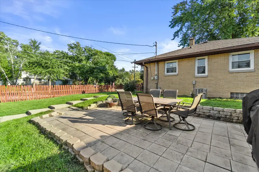 10506 W Villard Ave, Milwaukee, WI 53225 - #3
