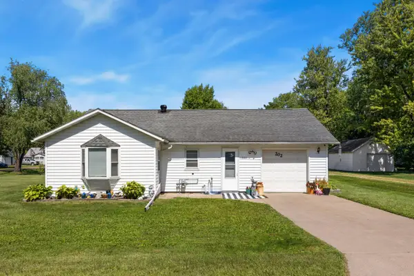 202 Center St E, Rockland, WI 54653