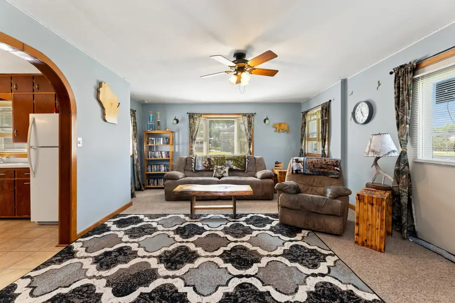 202 Center St E, Rockland, WI 54653 - #2