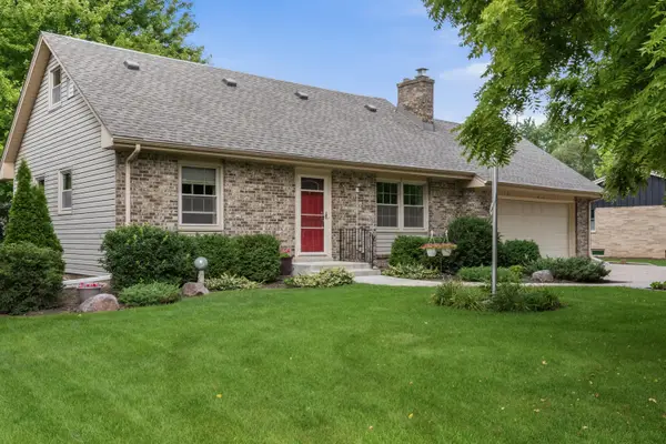 4328 Pennington Ln, Mount Pleasant, WI 53403