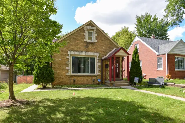 3209 N 81st St, Milwaukee, WI 53222