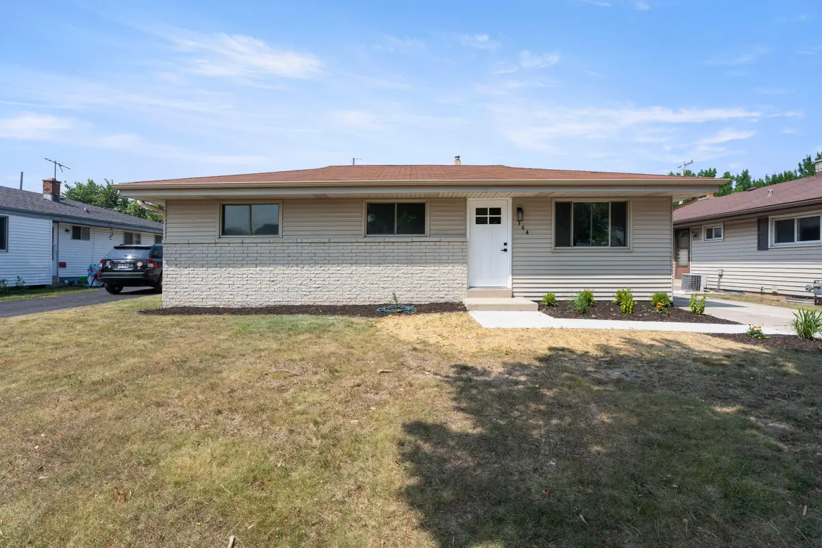 164 W Uncas Ave, Milwaukee, WI 53207 - #1