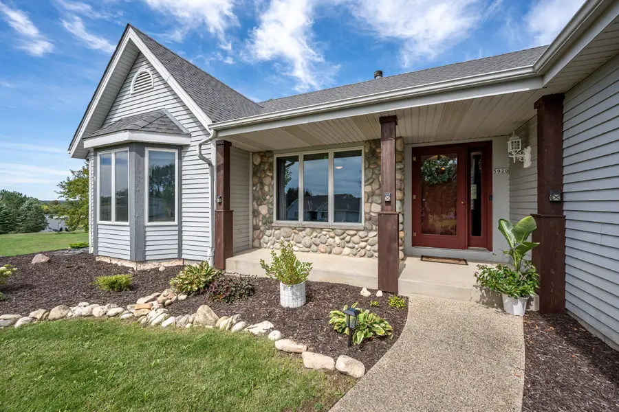 5920 Christine Ct, Lyons, WI 53105 - #2