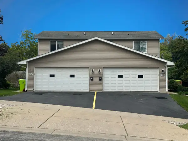 106-108 N Terrace St, Delavan, WI 53115