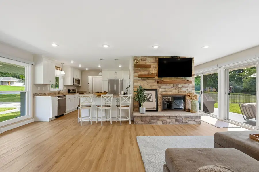 14465 Lindsay Dr, Brookfield, WI 53005 - #2