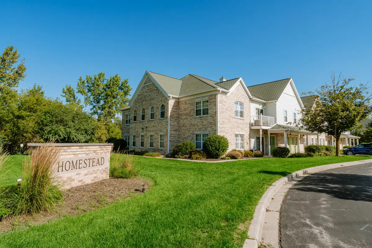 2740 Northview Rd, Waukesha, WI 53188 - #1