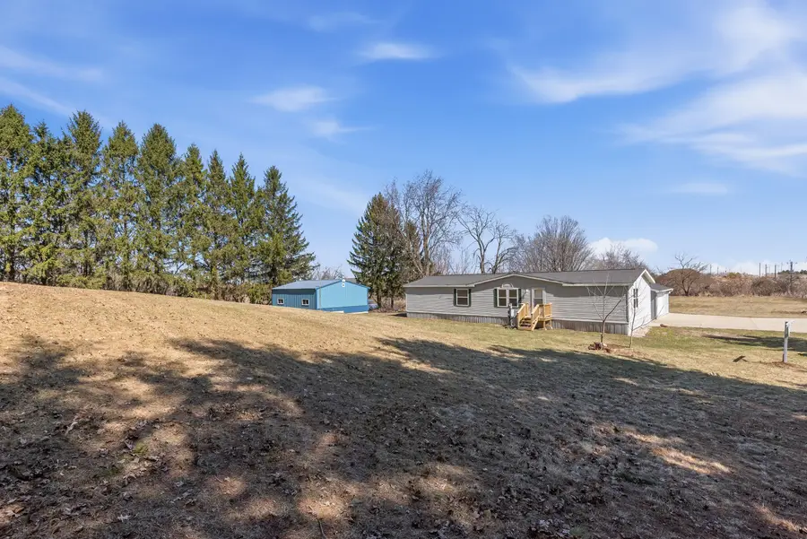 W8418 Hemlock Rd, Trenton, WI 53916 - #2