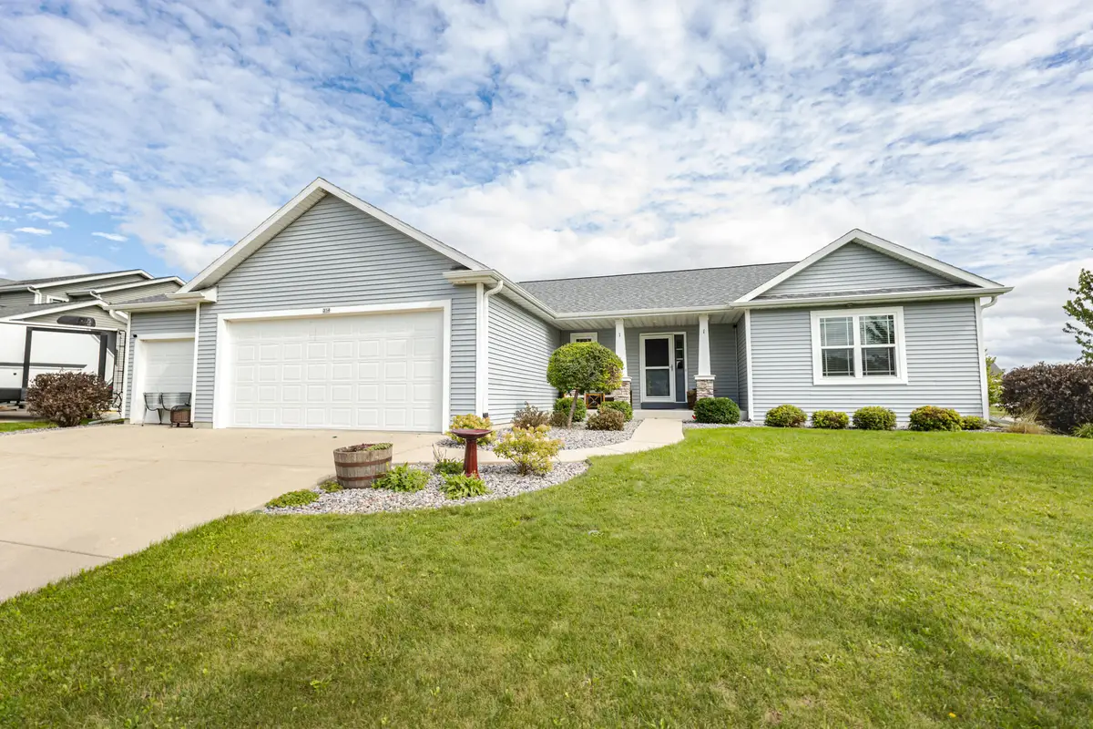 354 Rosewood Ave, Lake Mills, WI 53551 - #1